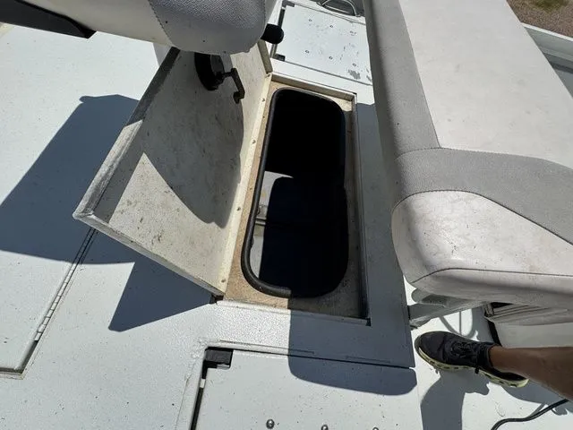 Slide: The Image of Lowe 20 Bay 2017 - 18