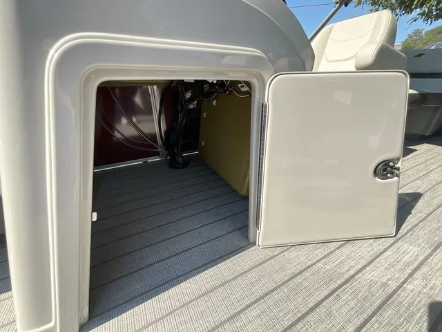 Slide: The Image of Starcraft EX 20 R 2026 - 12