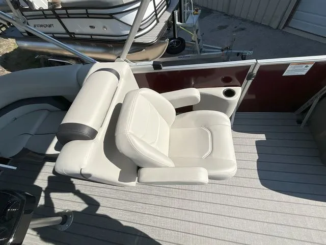 Slide: The Image of Starcraft EX 20 R 2026 - 7