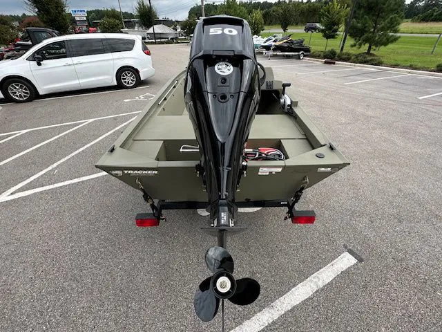 Slide: The Image of Tracker Grizzly 1648 SC 2026 - 6