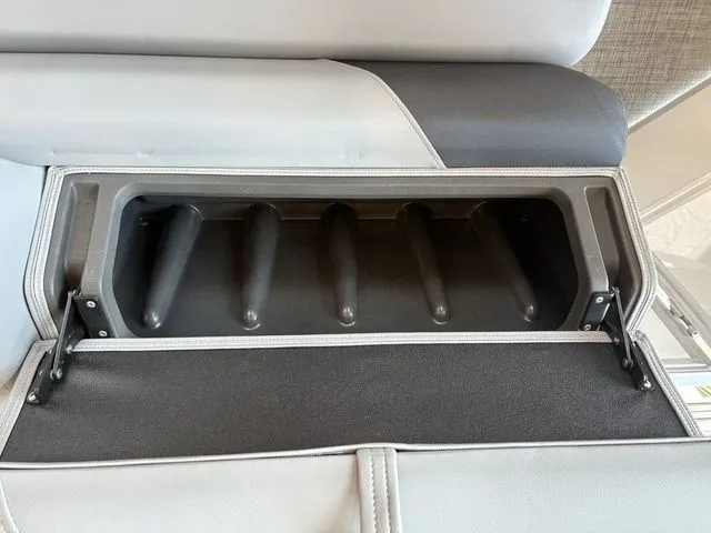 Slide: The Image of Sun Tracker Party Barge 20 DLX 2026 - 5