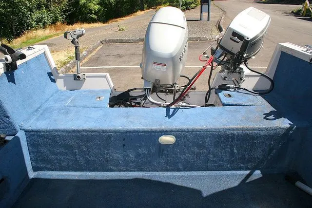 Slide: The Image of Crestliner 1600 Super Hawk 1999 - 10