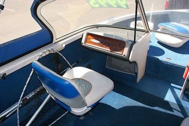 Slide: The Image of Crestliner 1600 Super Hawk 1999 - 7