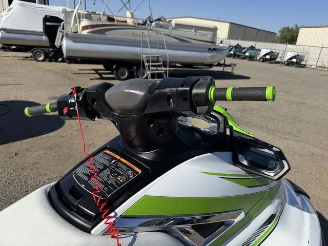 Slide: The Image of Yamaha VX 2018 - 18