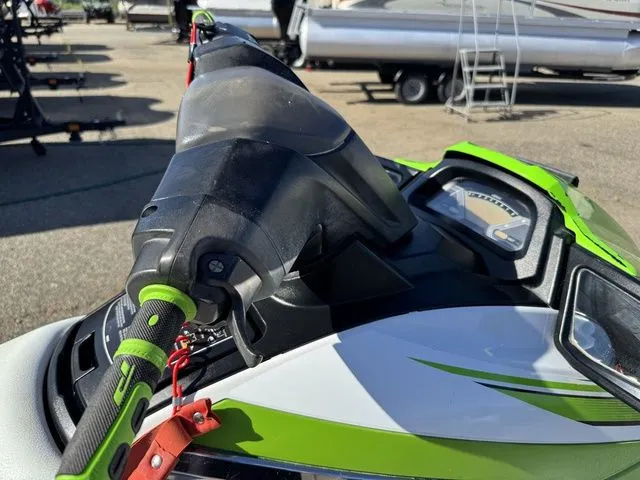 Slide: The Image of Yamaha VX 2018 - 19