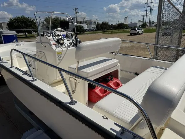 Slide: The Image of Boston Whaler 170 Montauk 2015 - 5