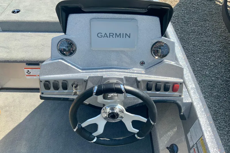 Slide: The Image of Steering console of 2026 Nitro Z18 Pro boat with Garmin display and gauges. - 7