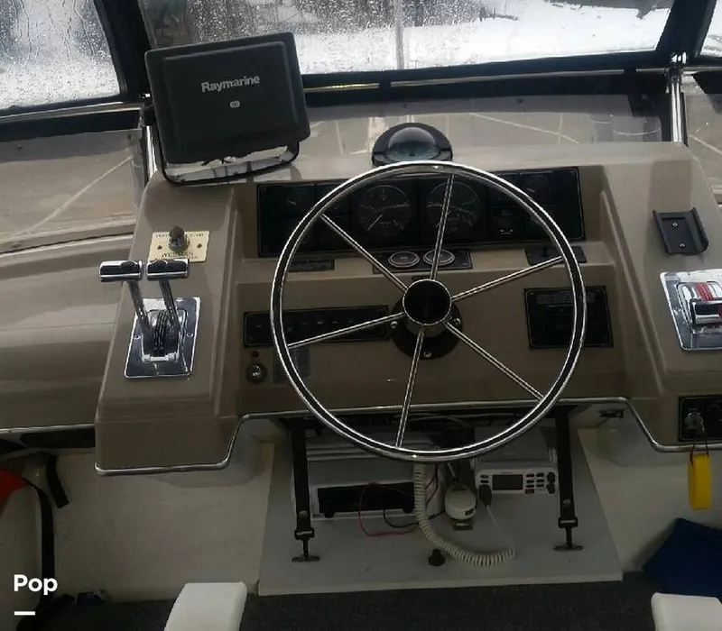 Slide: The Image of Bayliner 4587 Cockpit Motor Yacht 1995 - 2724383