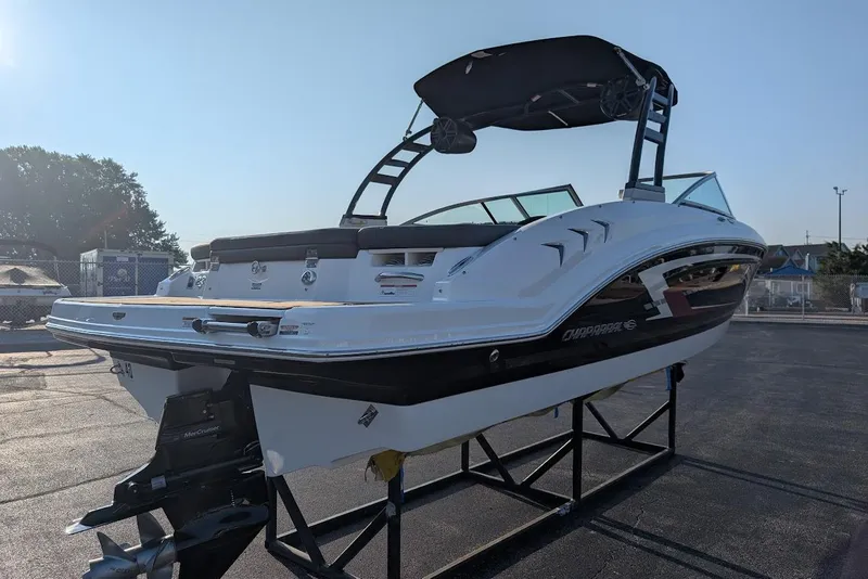 Slide: The Image of 2023 Chaparral 23 SSi boat on display, featuring sleek design and modern features. - 5
