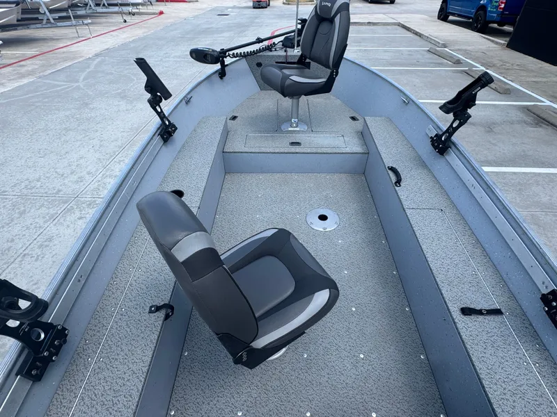 Slide: The Image of Lund 1600 Fury Tiller 2021 - 19