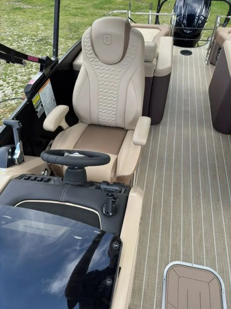 Slide: The Image of Godfrey Monaco 235 RL 2023 - 10