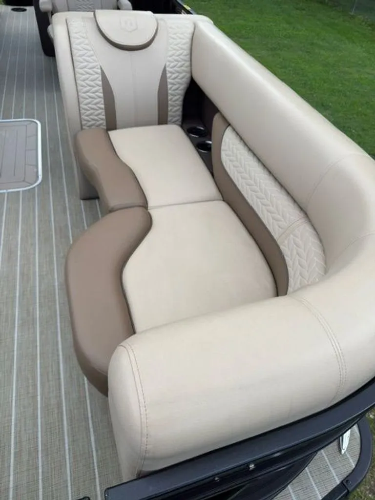 Slide: The Image of Godfrey Monaco 235 RL 2023 - 12