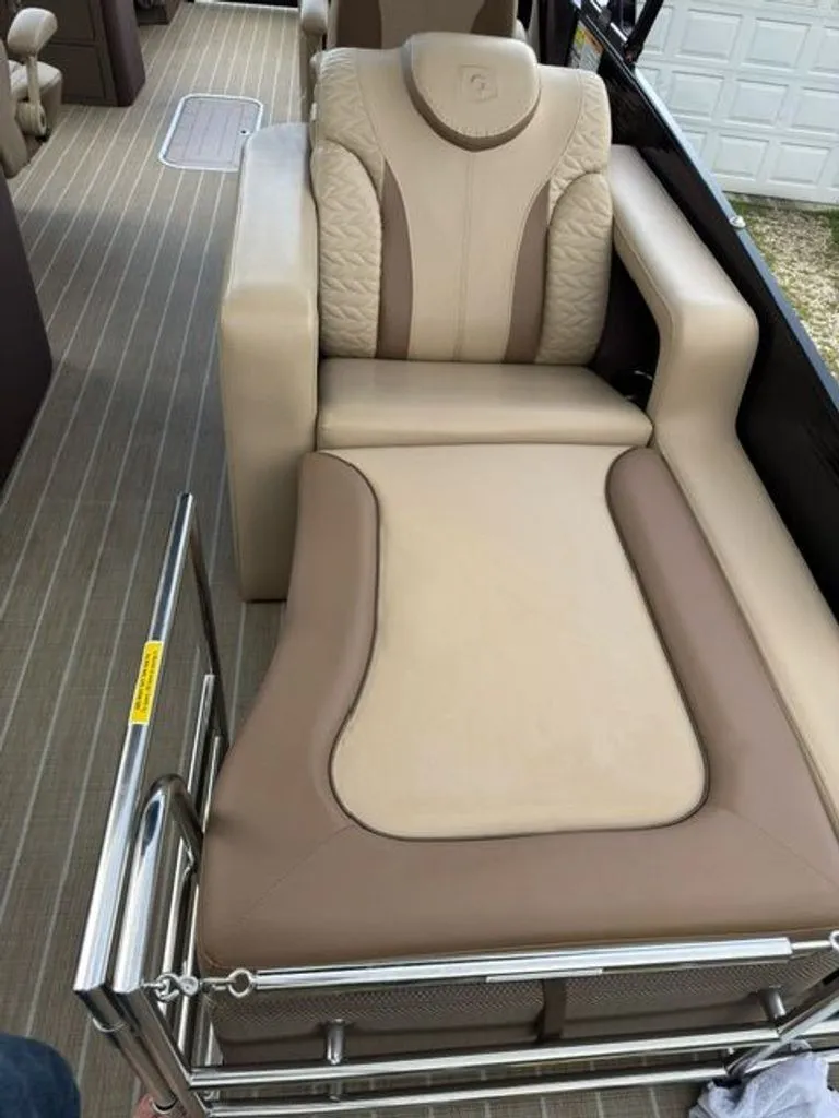 Slide: The Image of Godfrey Monaco 235 RL 2023 - 16