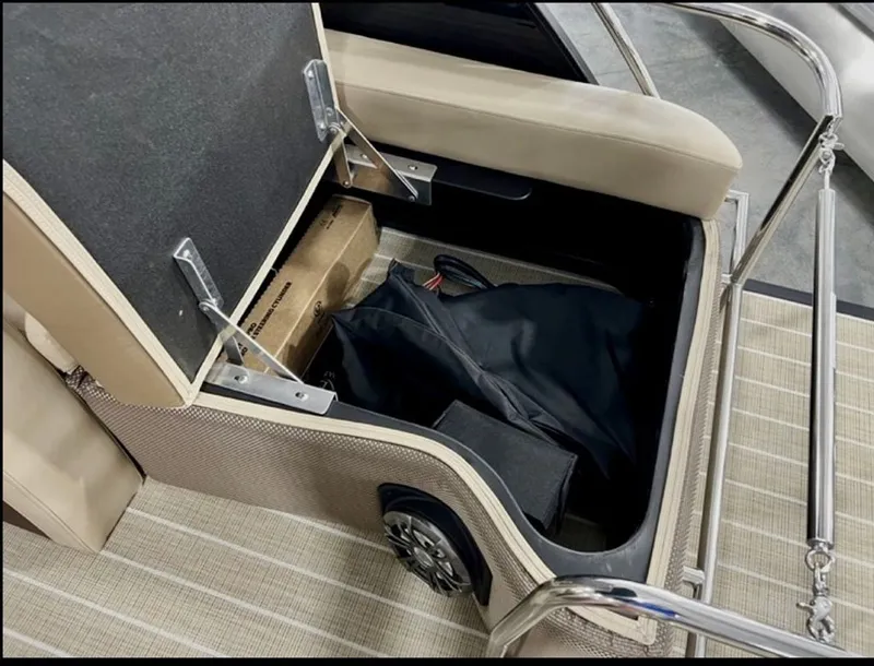 Slide: The Image of Godfrey Monaco 235 RL 2023 - 8