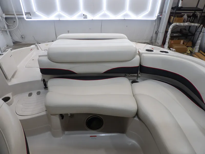 Slide: The Image of Tahoe 215XI 2015 - 24