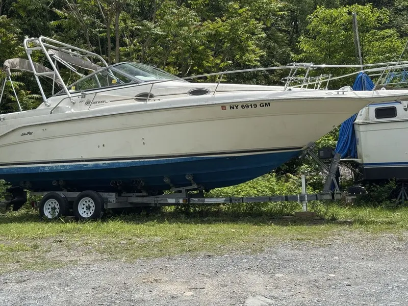 The Image of Sea Ray 270 Sundancer 1998 - 0