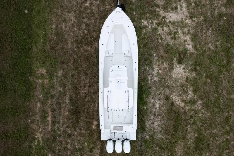 Slide: The Image of Overhead view of 2017 SeaVee 340Z boat on grassy terrain. - 46