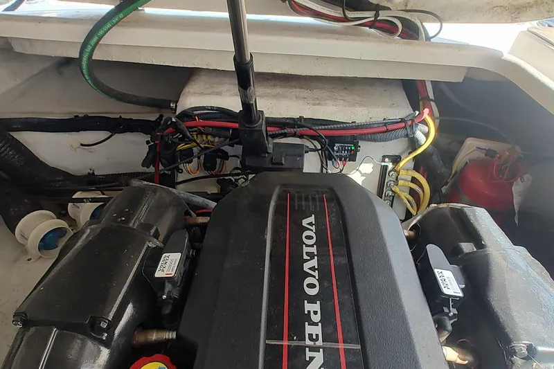 Slide: The Image of Engine compartment of 2015 Chaparral 270 Signature with Volvo Penta engine. - 18