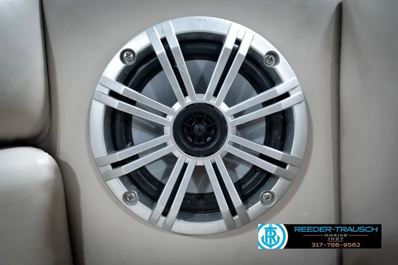 Slide: The Image of Speaker on 2016 Bennington 2375 GCW boat, featuring sleek metallic design. - 47