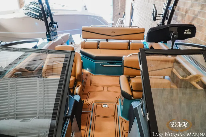 Slide: The Image of Cobalt R4 Surf 2026 - 20