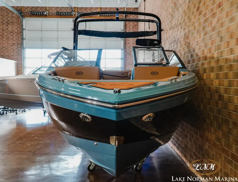 Slide: The Image of Cobalt R4 Surf 2026 - 4