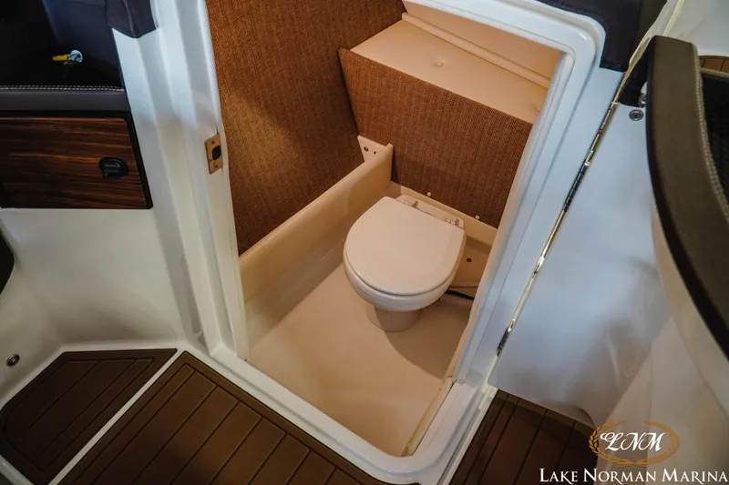 Slide: The Image of Cobalt R5 2020 - 17