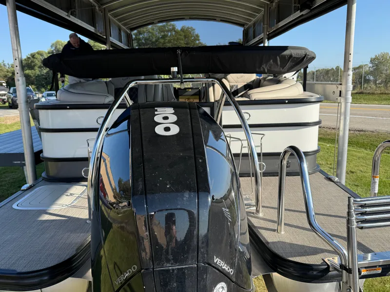 Slide: The Image of Barletta L23QC 2021 - 3