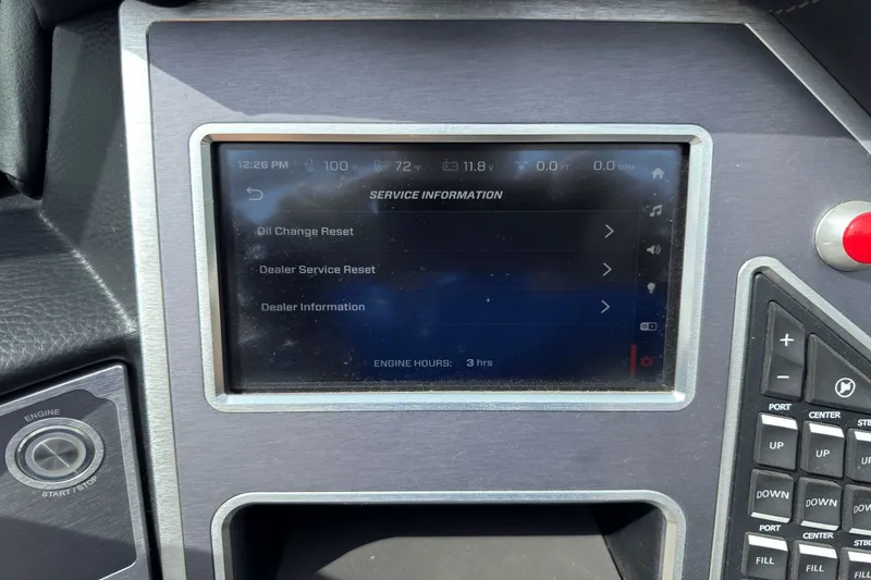 Slide: The Image of MasterCraft XT23 2022 - 29