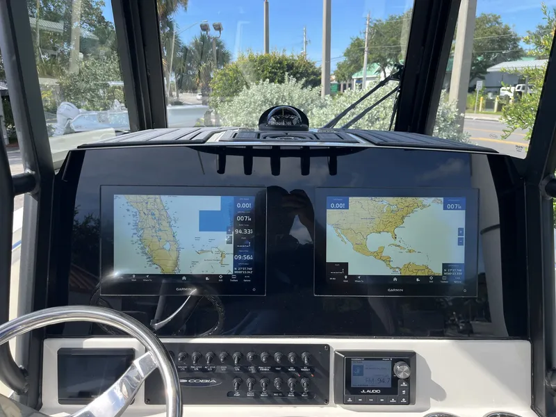 Slide: The Image of Cobia 265 Open Center Console 2026 - 14