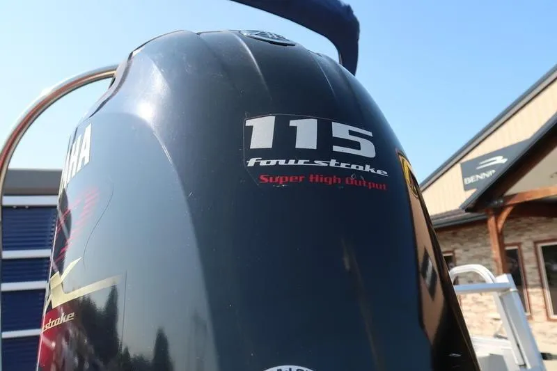 Slide: The Image of Yamaha 115 four-stroke outboard engine on 2021 Bennington 21 LL boat. - 8