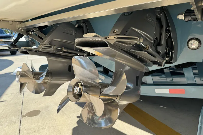 Slide: The Image of 2024 Cobalt R33 boat with dual stainless steel propellers. - 18