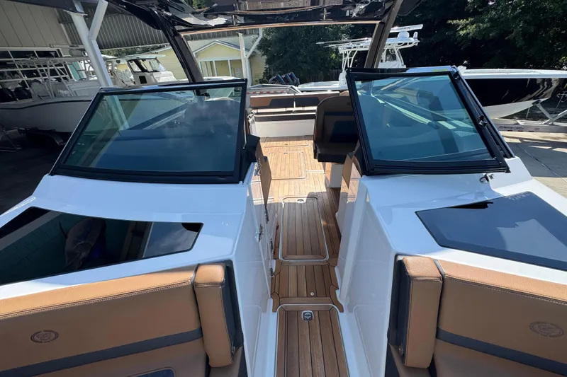 Slide: The Image of 2024 Cobalt R33 boat interior with sleek design and modern features. - 25