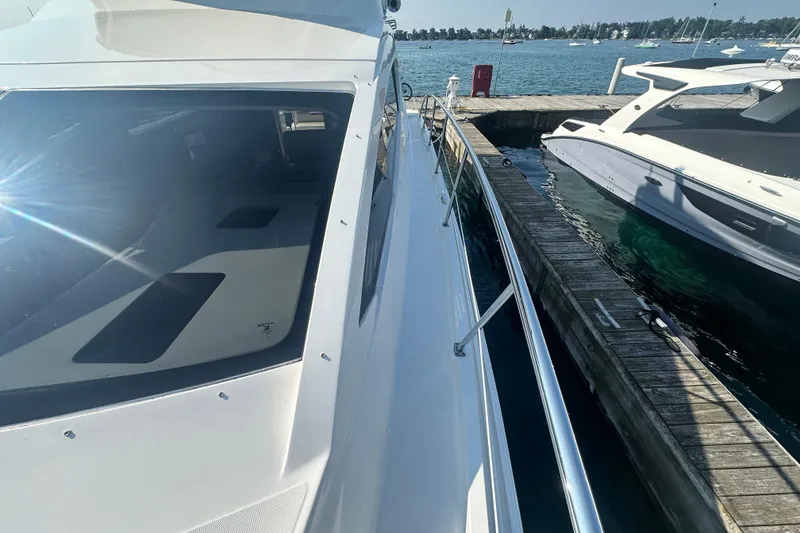 Slide: The Image of Sea Ray 450 Sedan Bridge 2014 - 76