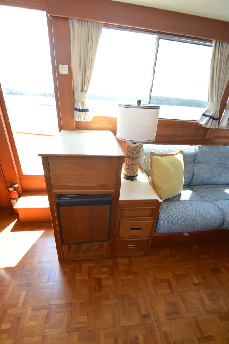 Slide: The Image of Grand Banks 42 Classic 1996 - 14