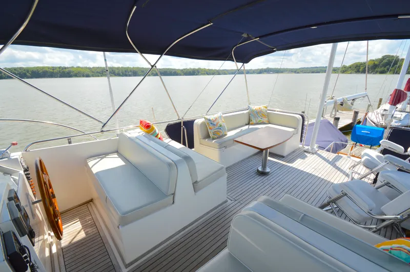 Slide: The Image of Grand Banks 42 Classic 1996 - 43