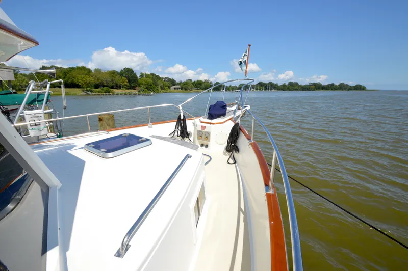 Slide: The Image of Grand Banks 42 Classic 1996 - 54