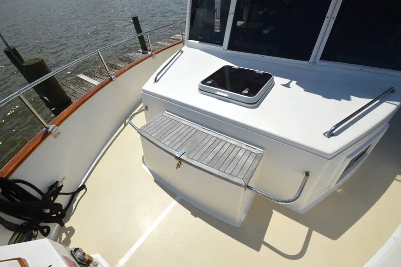 Slide: The Image of Grand Banks 42 Classic 1996 - 58