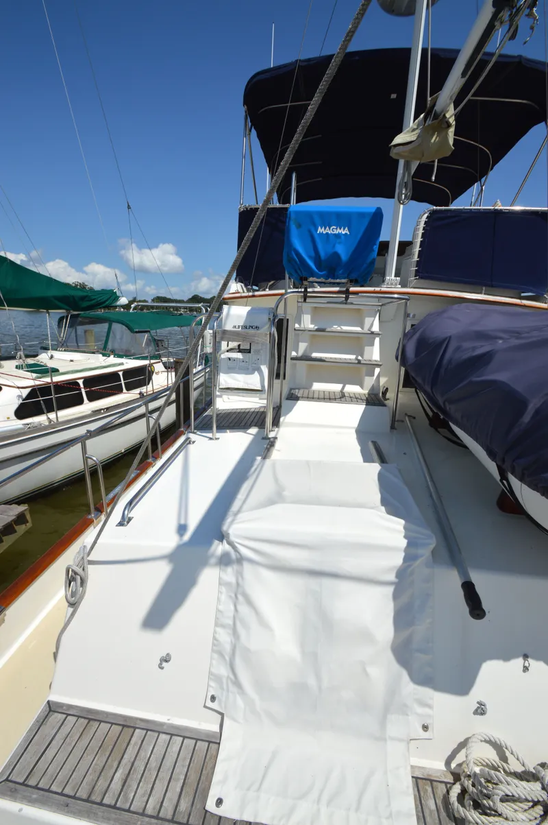 Slide: The Image of Grand Banks 42 Classic 1996 - 63