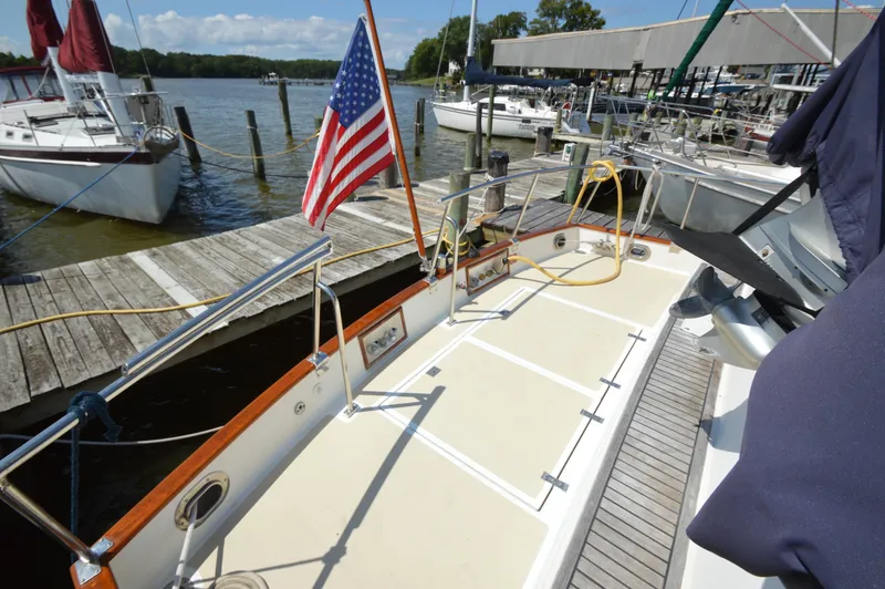 Slide: The Image of Grand Banks 42 Classic 1996 - 64