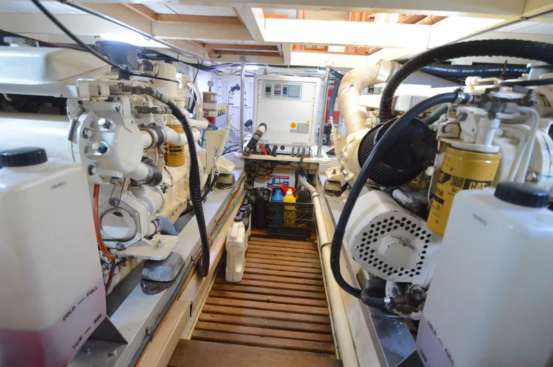 Slide: The Image of Grand Banks 42 Classic 1996 - 67