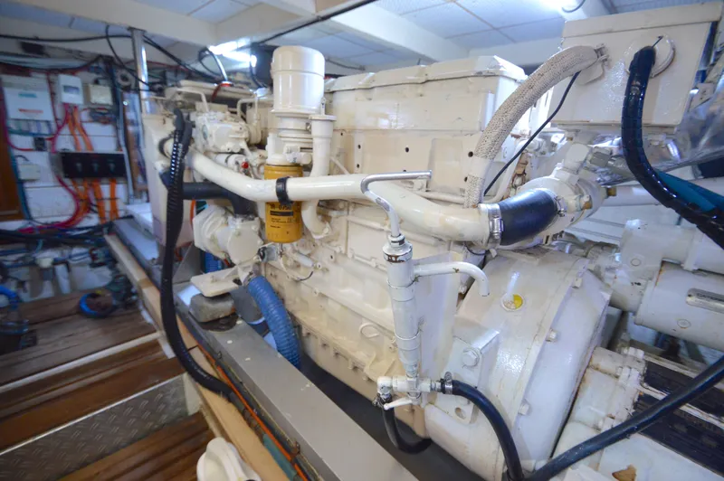 Slide: The Image of Grand Banks 42 Classic 1996 - 70