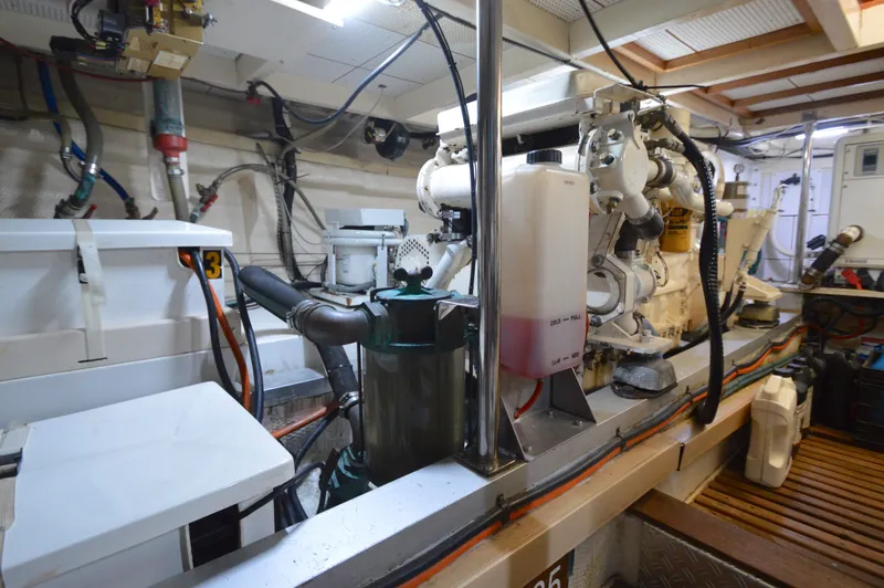 Slide: The Image of Grand Banks 42 Classic 1996 - 71