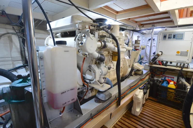 Slide: The Image of Grand Banks 42 Classic 1996 - 72