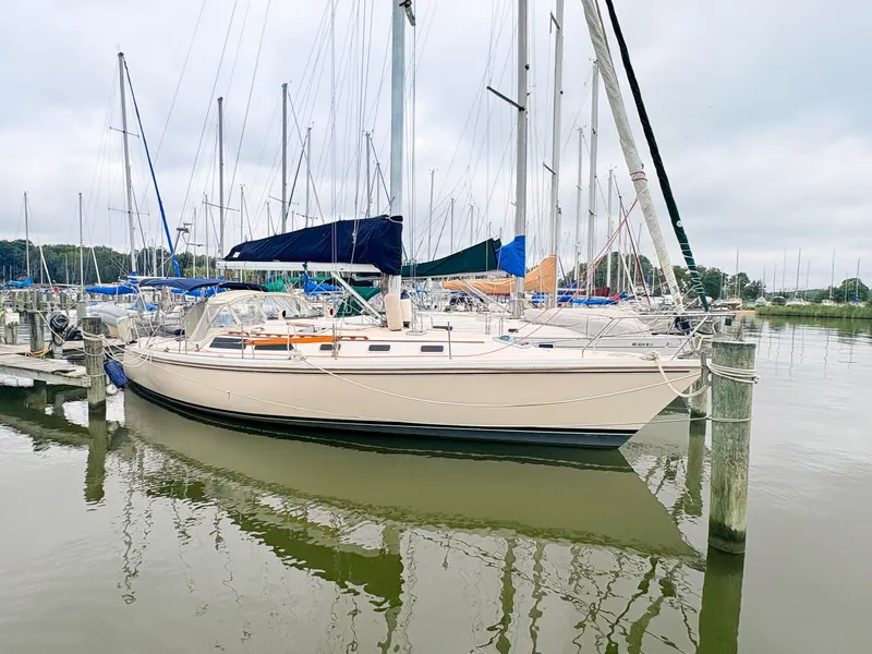 Slide: The Image of Catalina 42 1989 - 1