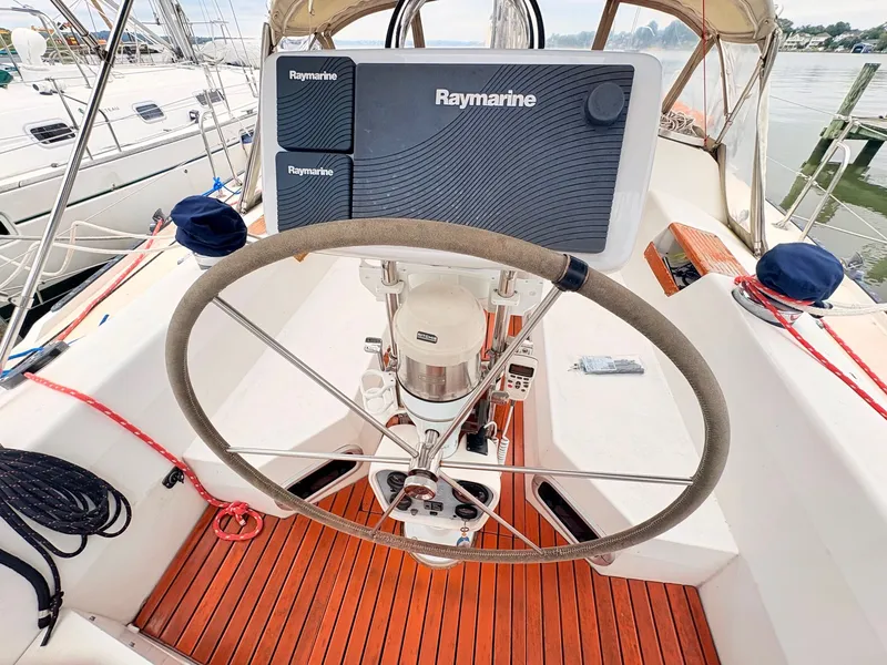 Slide: The Image of Catalina 42 1989 - 13