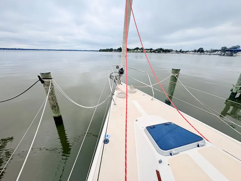 Slide: The Image of Catalina 42 1989 - 19