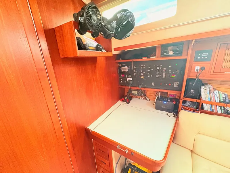 Slide: The Image of Catalina 42 1989 - 33