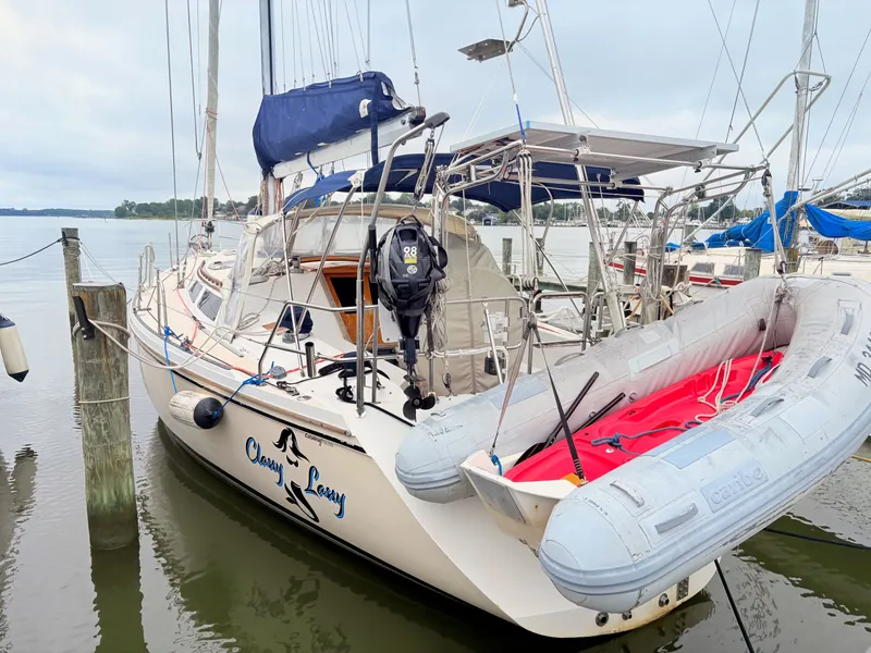 Slide: The Image of Catalina 42 1989 - 8