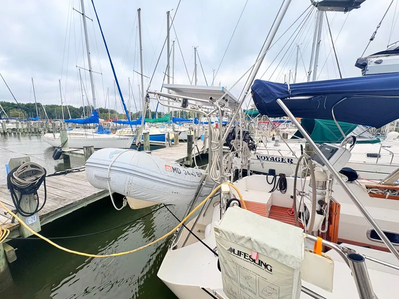 Slide: The Image of Catalina 42 1989 - 9