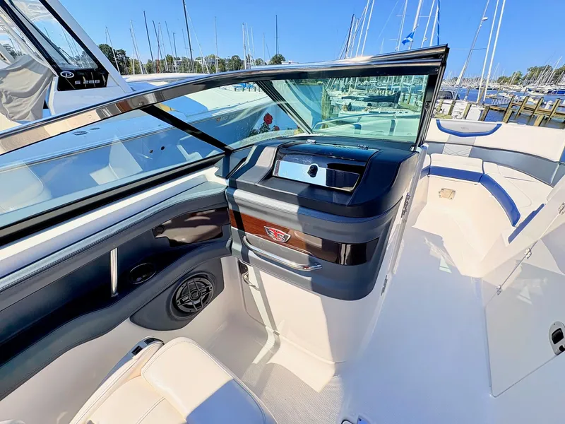 Slide: The Image of Chaparral 287 SSX 2021 - 11